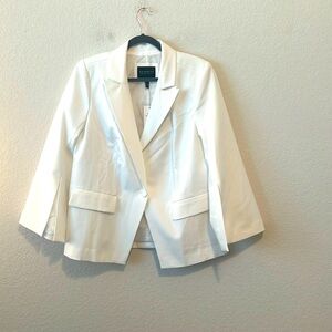 NWT Eloquii white blazer